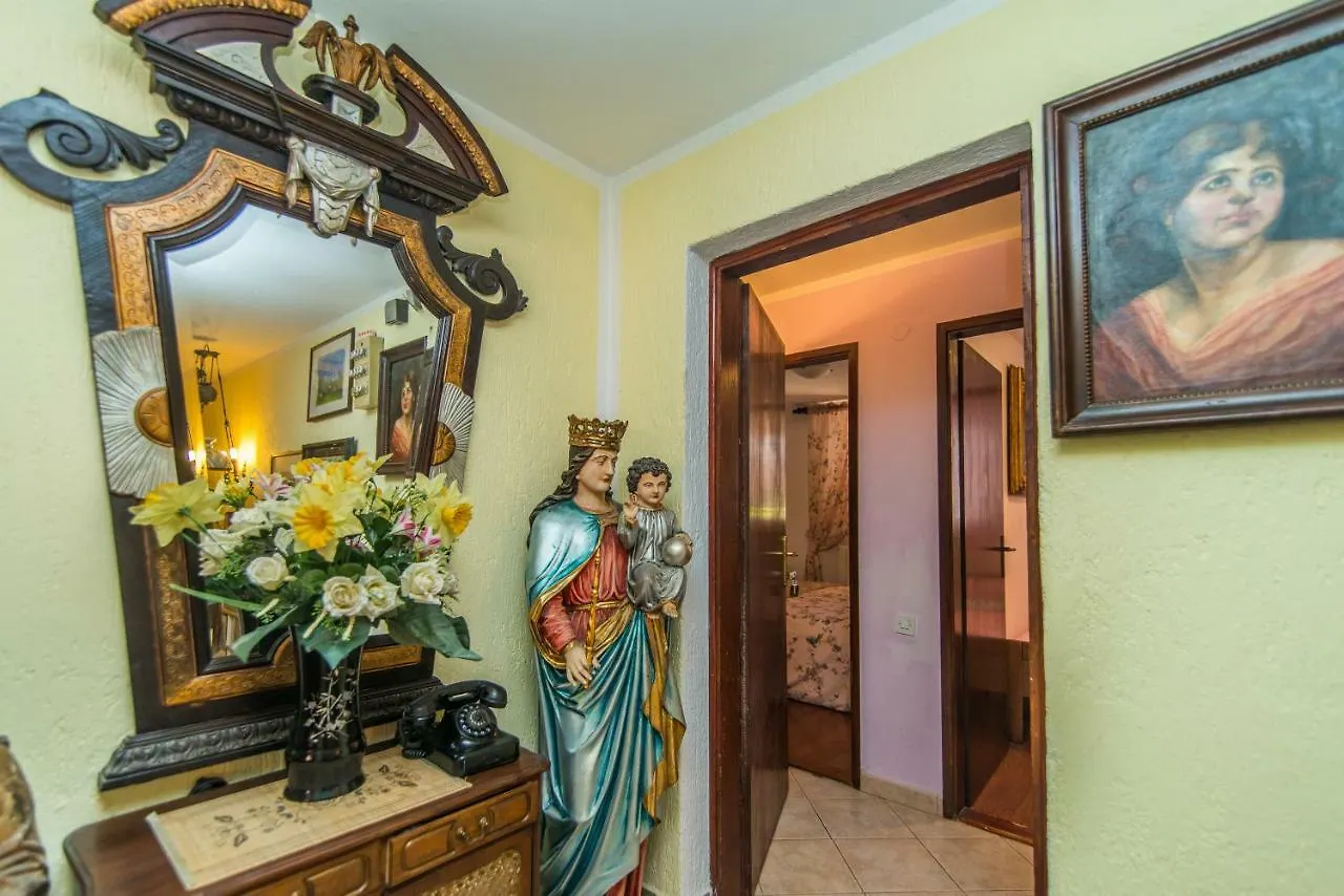 Apartmani Marina Porec Croatia