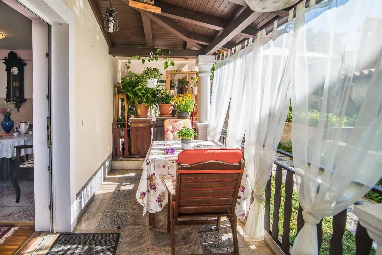 Apartmani Marina Porec 0*,
