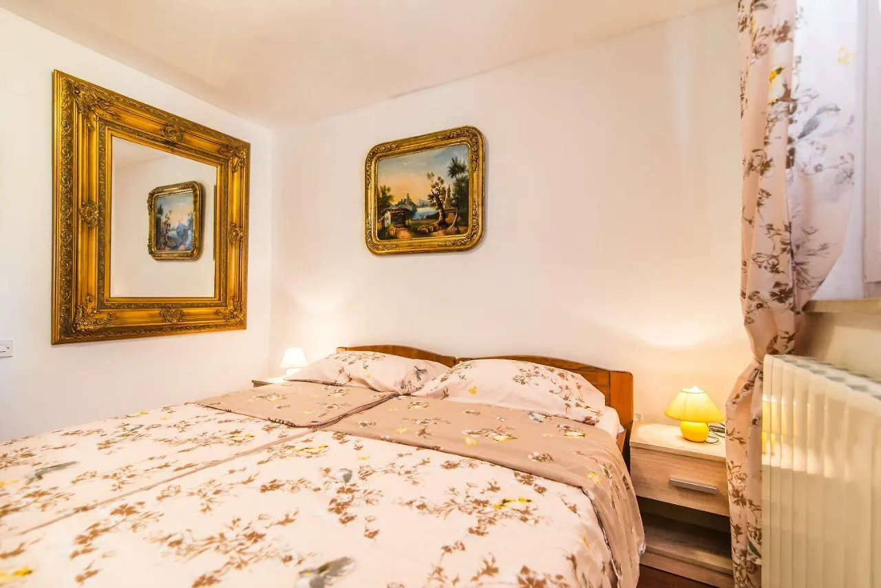 Apartmani Marina Porec Croatia