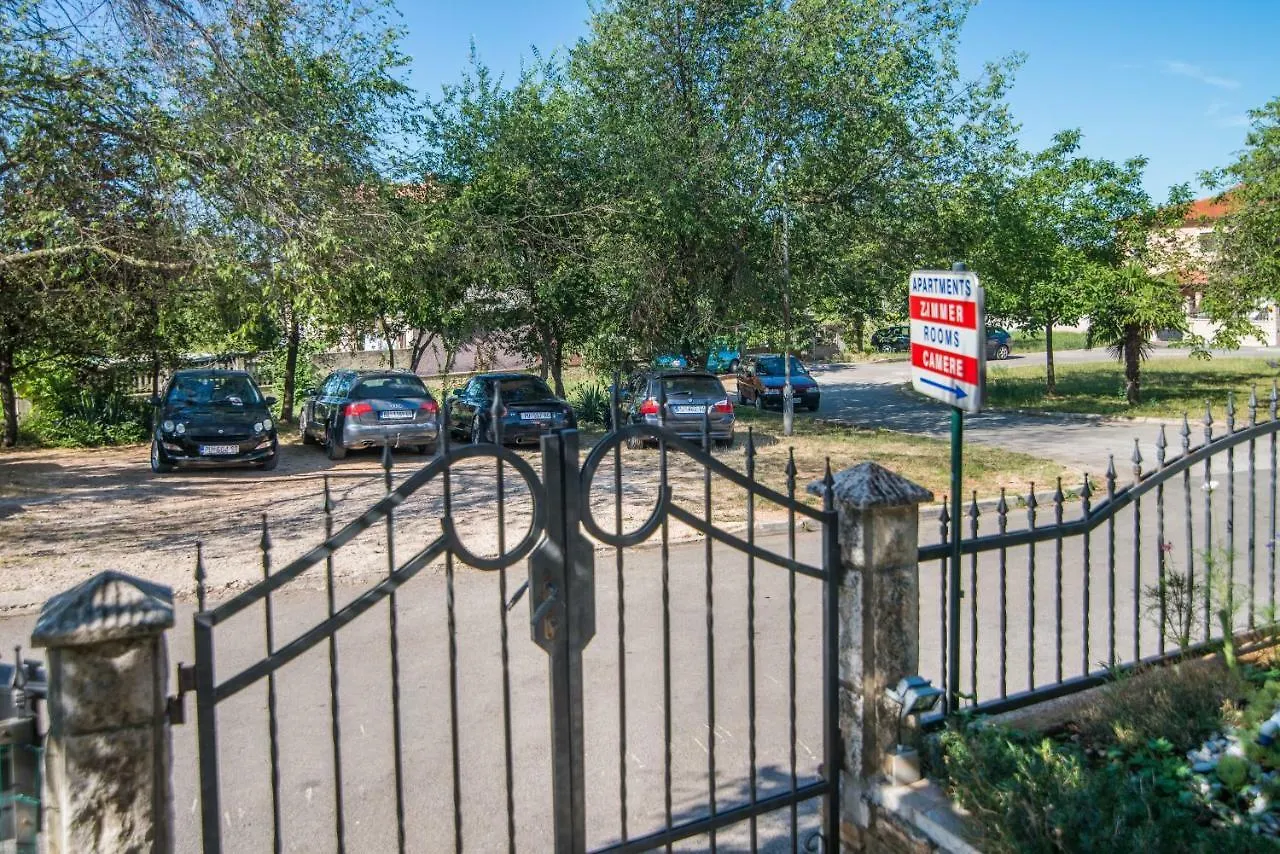Apartmani Marina Porec 0*,  Croatia