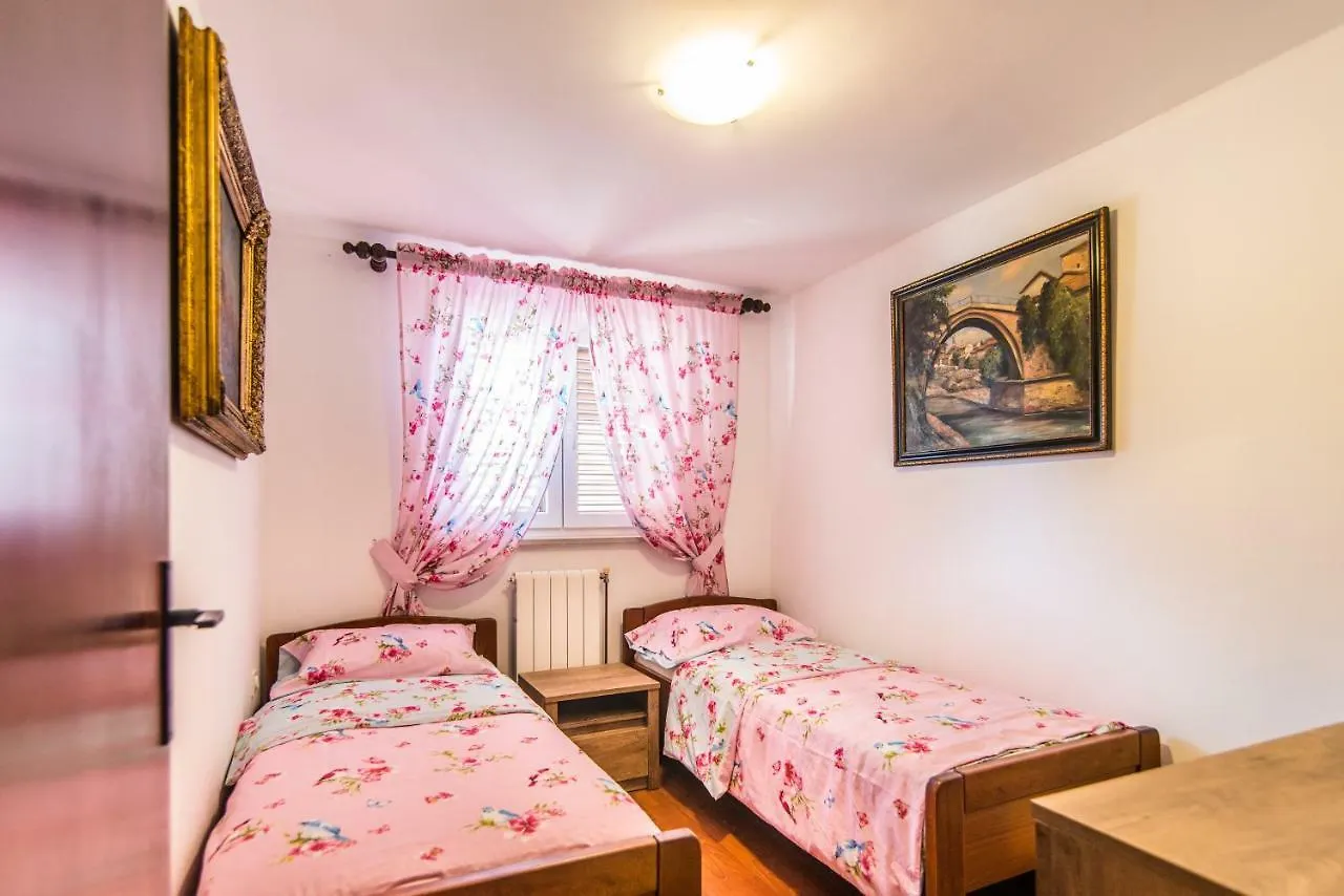 Apartmani Marina بوريتش
