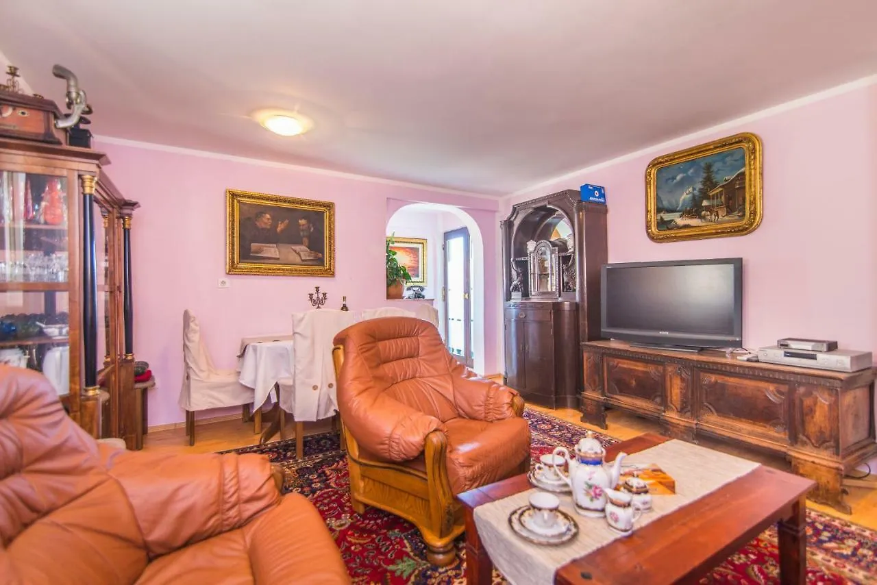 شقة Apartmani Marina بوريتش