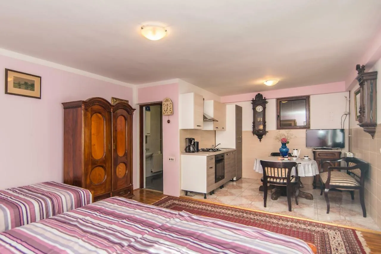 Apartmani Marina Porec Apartment